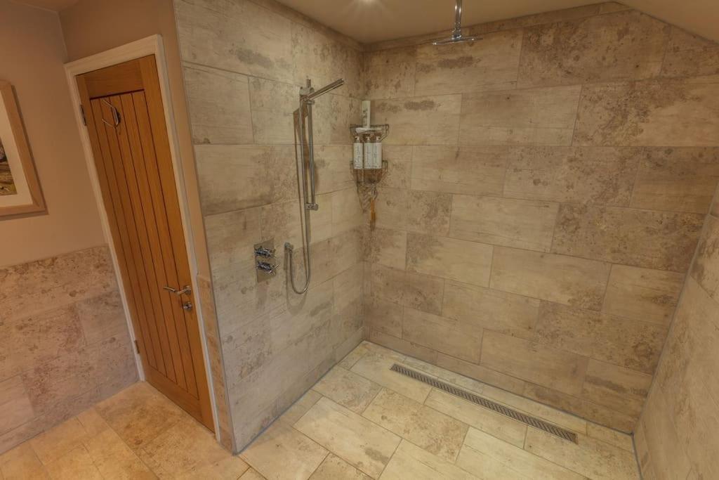Halfmoon Lodge @ Knights Hole Wheelchair Access Cranbrook Esterno foto